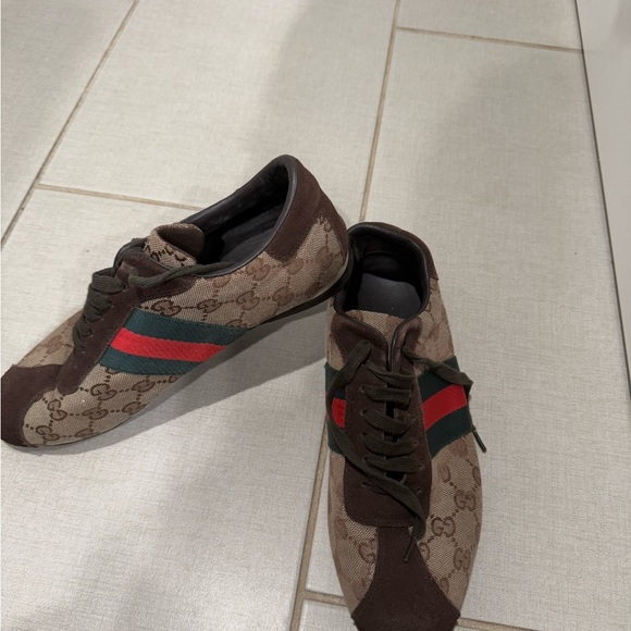 Gucci Brown Sneakers with Signature Stripes and Suede Finish - Picture 1 of 3